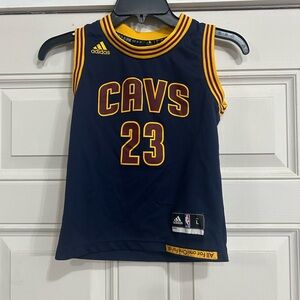 Adidas Kids Lebron James CAVS Jersey Kids Large